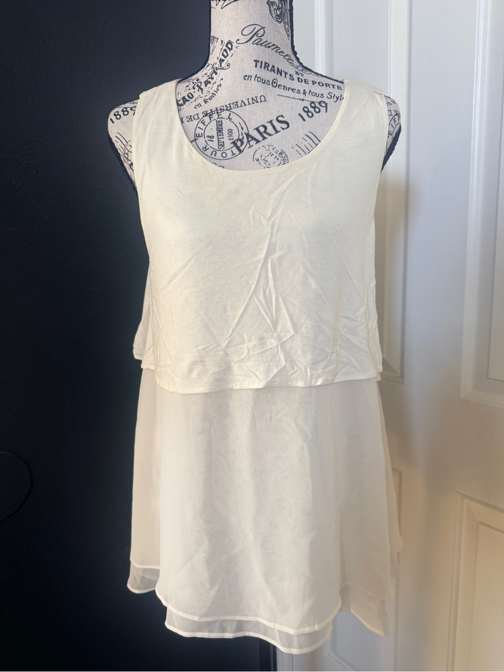 NWT Banana Republic Cream Layered Chiffon Tank Top